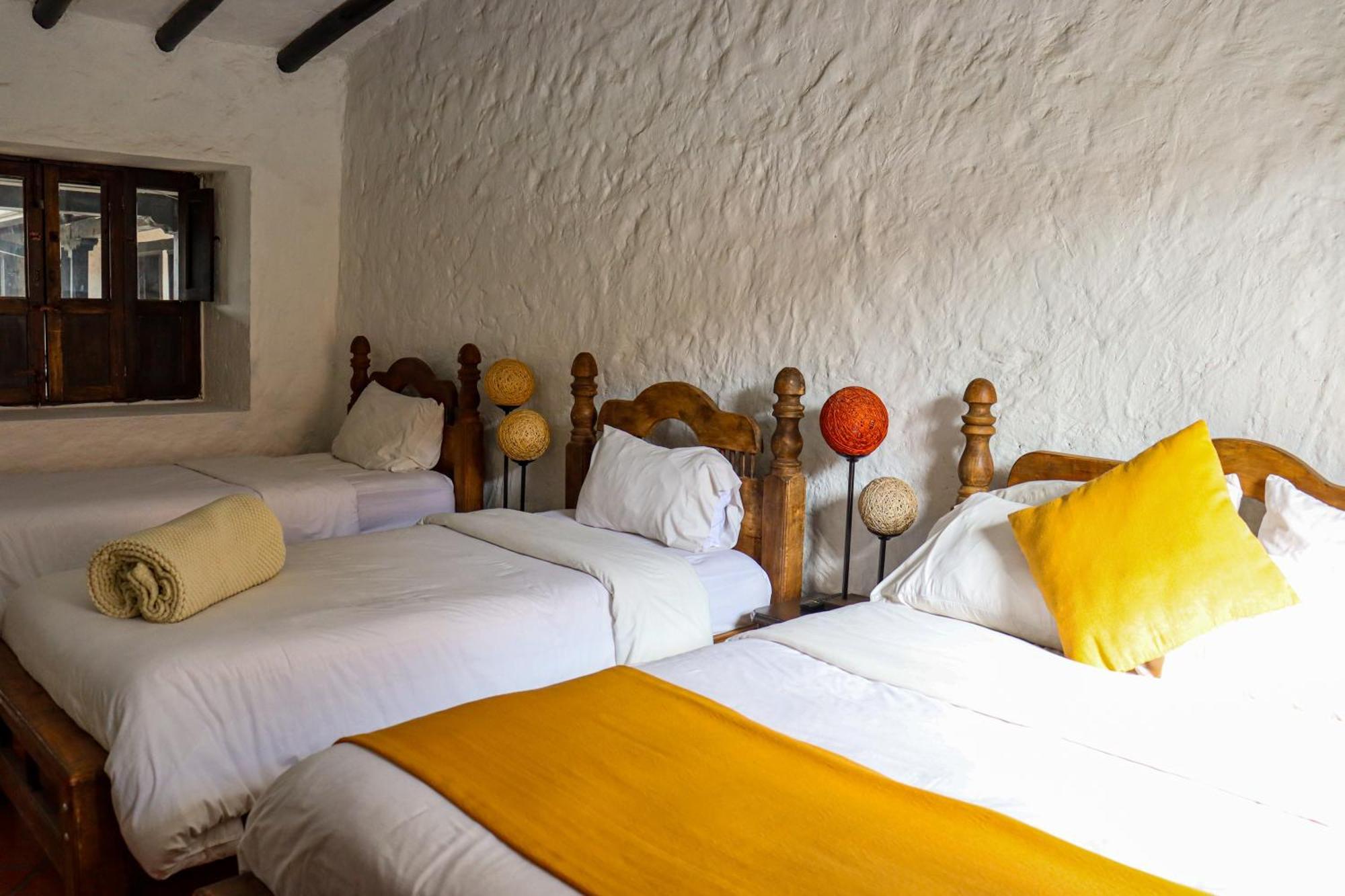 ホテル Casona Quesada スエスカ エクステリア 写真