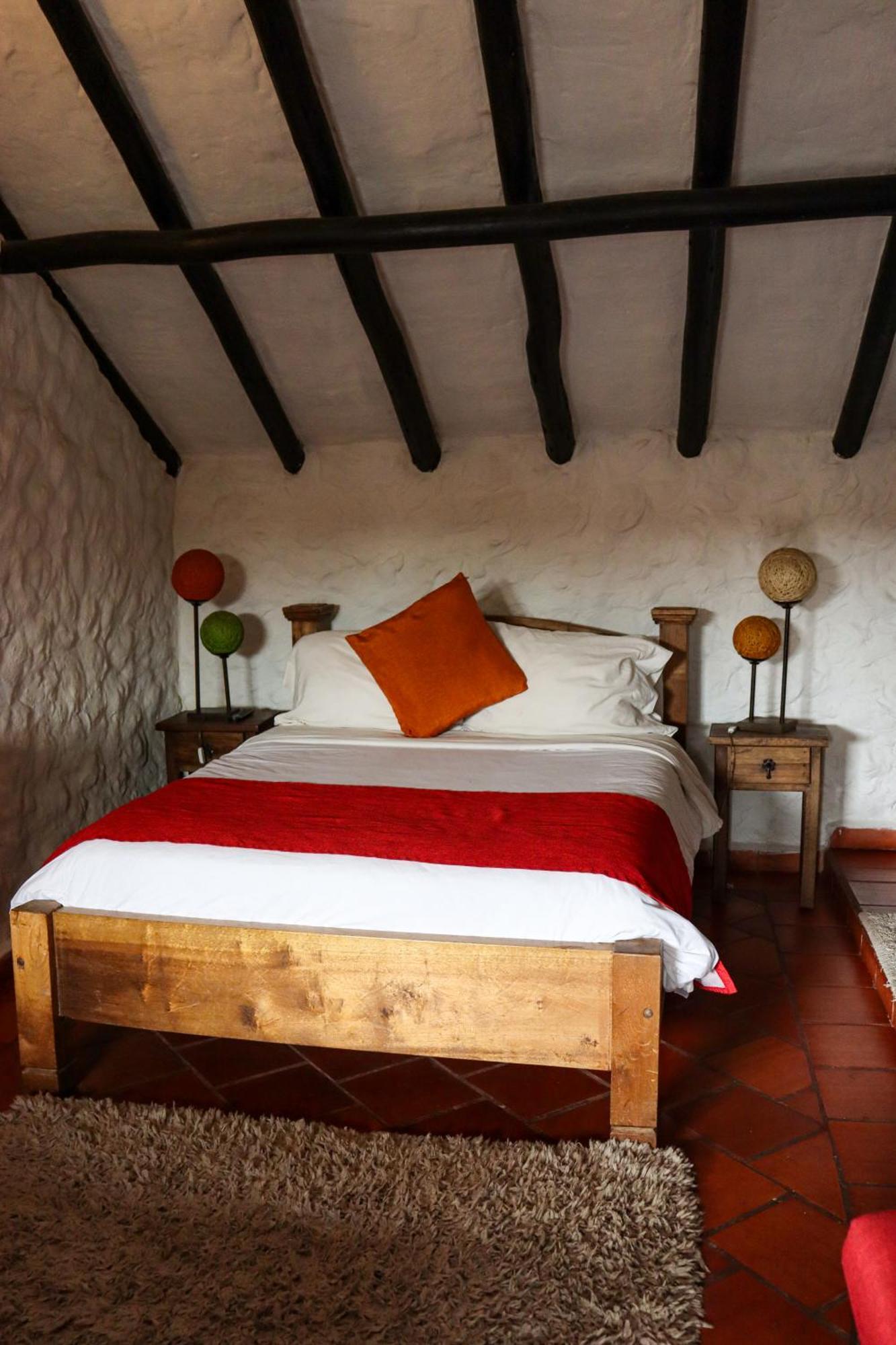 ホテル Casona Quesada スエスカ エクステリア 写真