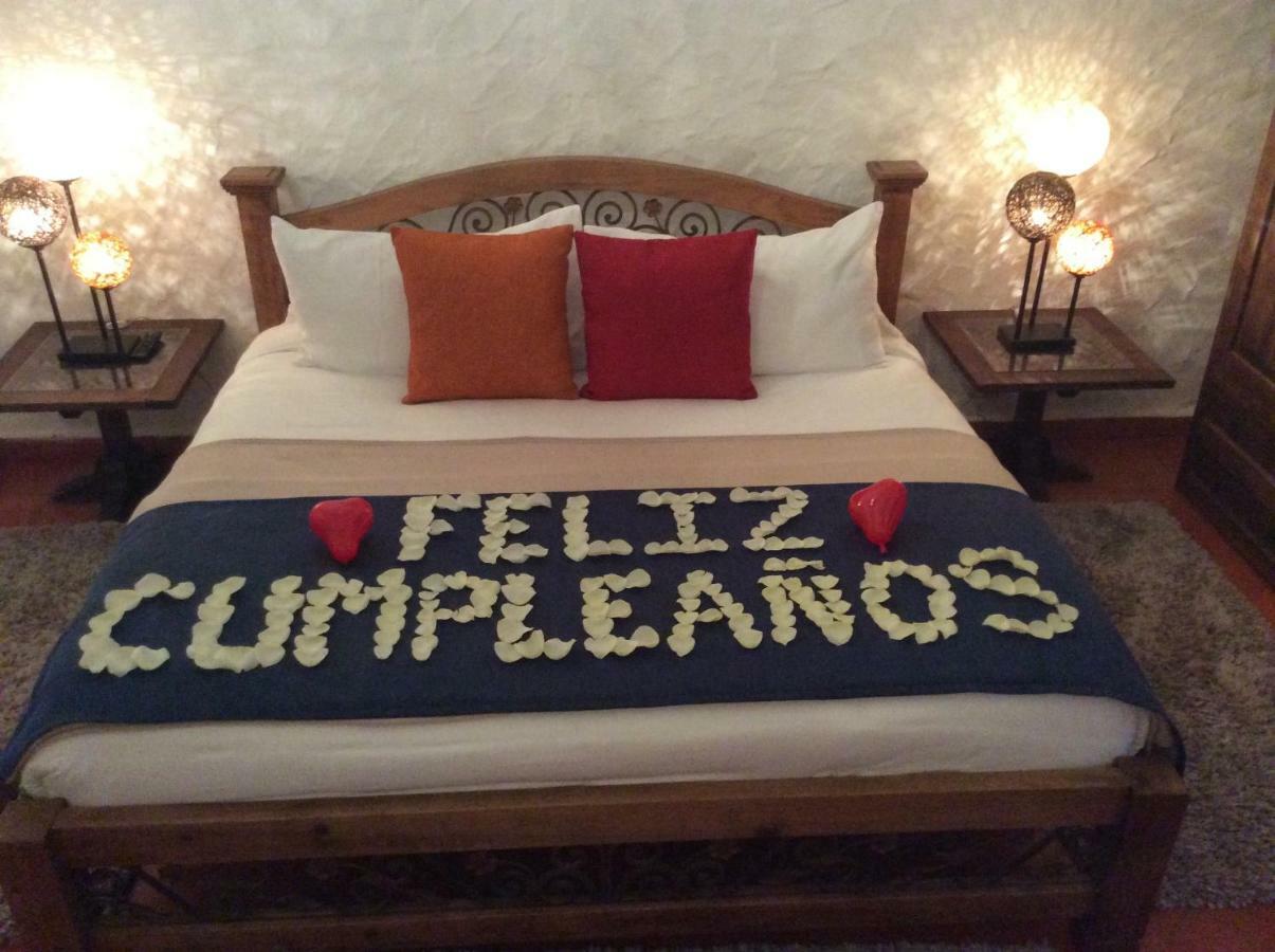 ホテル Casona Quesada スエスカ エクステリア 写真