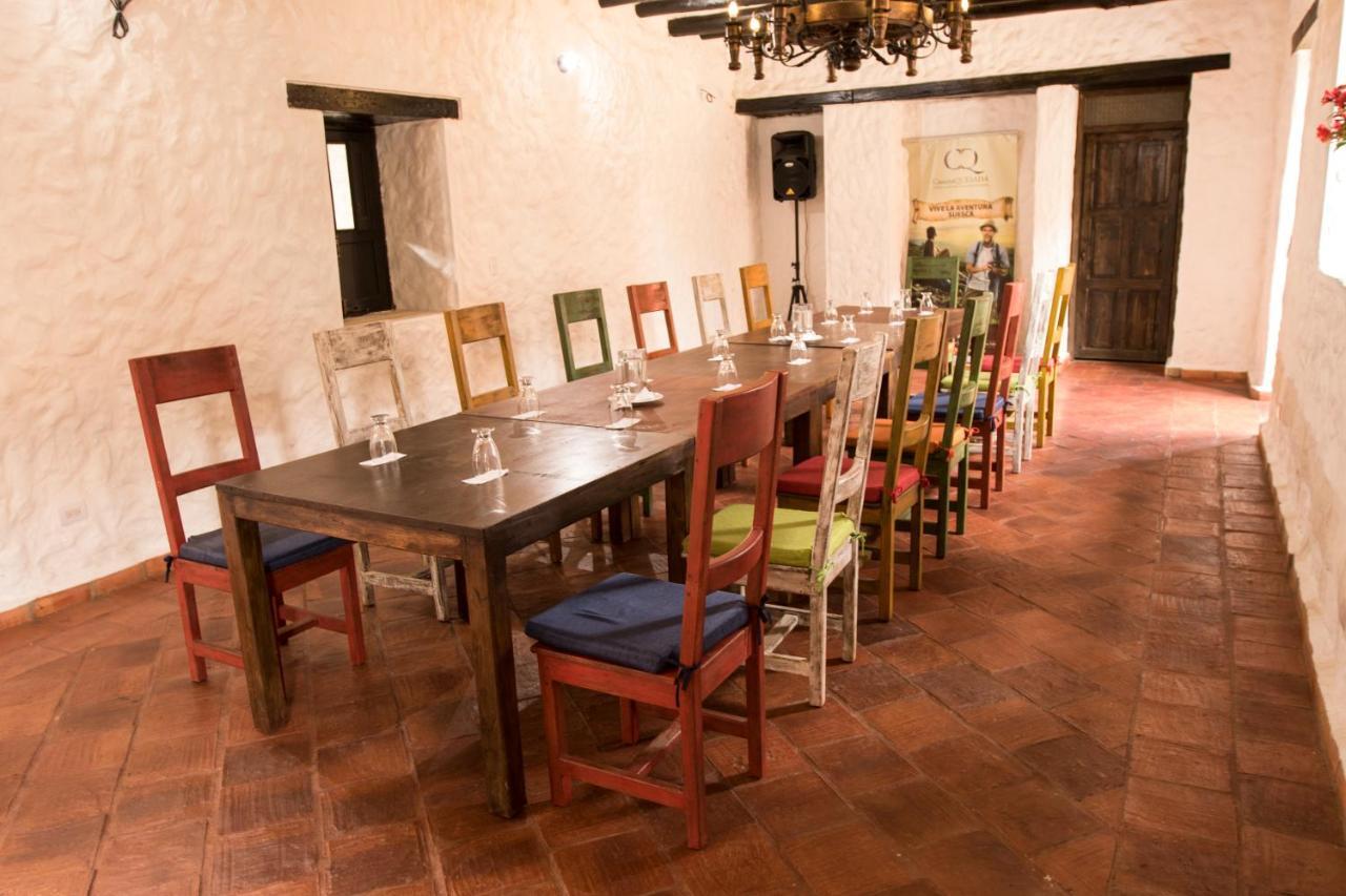 ホテル Casona Quesada スエスカ エクステリア 写真